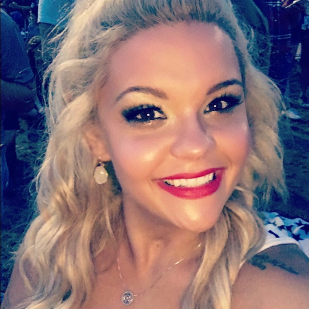Meet your Posher, Tana